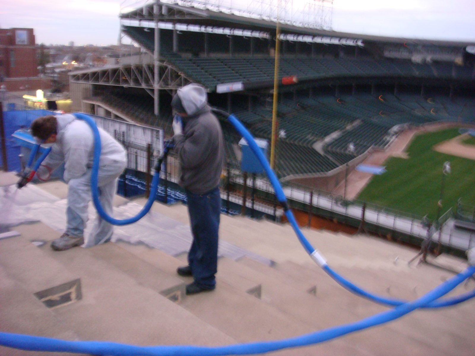 Flake broadcast floor system with clear topcoat